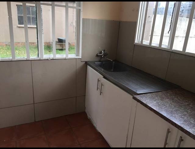 3 BEDROOM HOUSE FOR SALE IN SEA VIEW